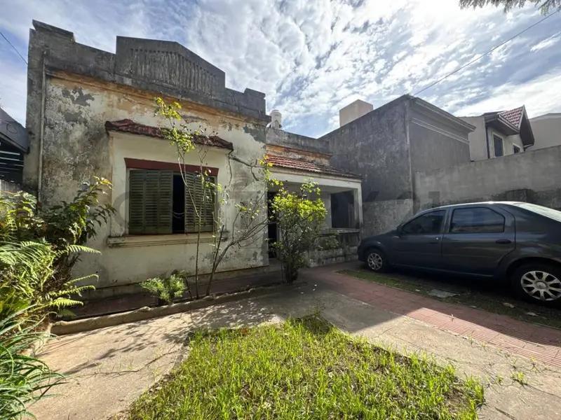 Casa en venta · Banfield, Lomas de Zamora, GBA Sur, Provincia de Buenos Aires