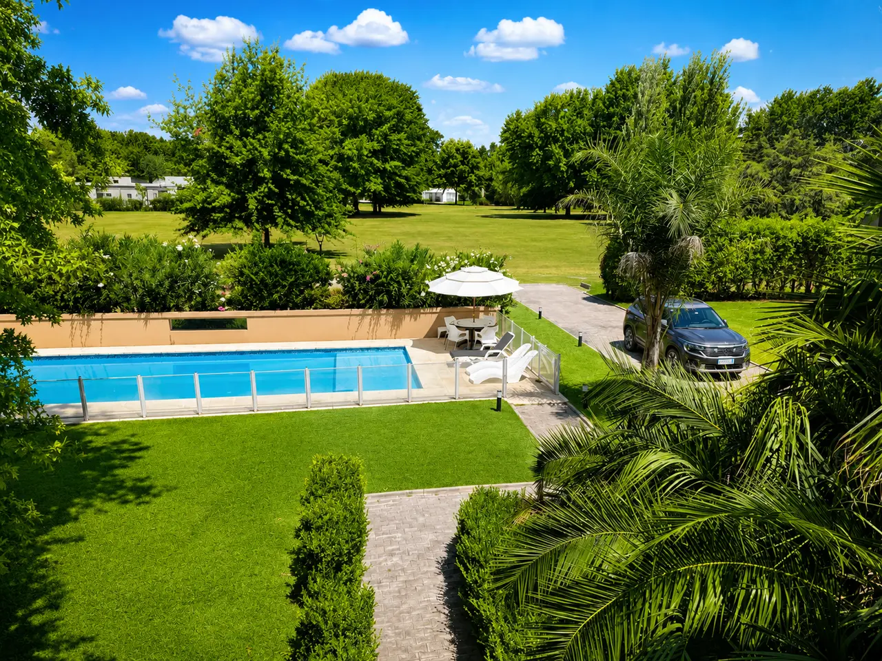 Casa en Venta en Haras del Sol Pilar Lote 1700m2 Pileta Climatizada APTO CREDITO