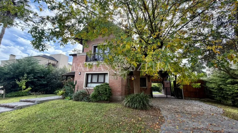 Casa en venta · Barrio Parque Leloir, Ituzaingó, GBA Oeste, Provincia de Buenos Aires