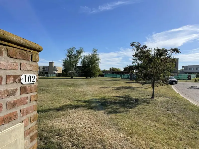 Terreno en venta · El Canton - Golf, Escobar, GBA Norte, Provincia de Buenos Aires Terreno en venta · El Canton - Golf, Escobar, GBA Norte, Provincia de Buenos Aires