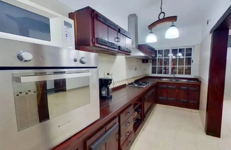 Casa en venta · Ituzaingó Norte, Ituzaingó, GBA Oeste, Provincia de Buenos Aires Casa en venta · Ituzaingó Norte, Ituzaingó, GBA Oeste, Provincia de Buenos Aires