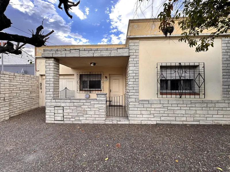Casa en venta · Morón, GBA Oeste, Provincia de Buenos Aires