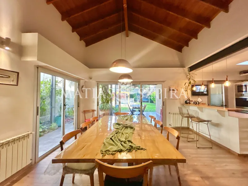 Casa en venta · Castelar, Morón, GBA Oeste, Provincia de Buenos Aires