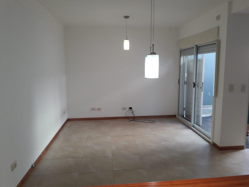Departamento en alquiler · Coghlan, CABA