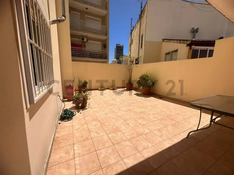 Departamento en alquiler · Monte Castro, CABA Departamento en alquiler · Monte Castro, CABA