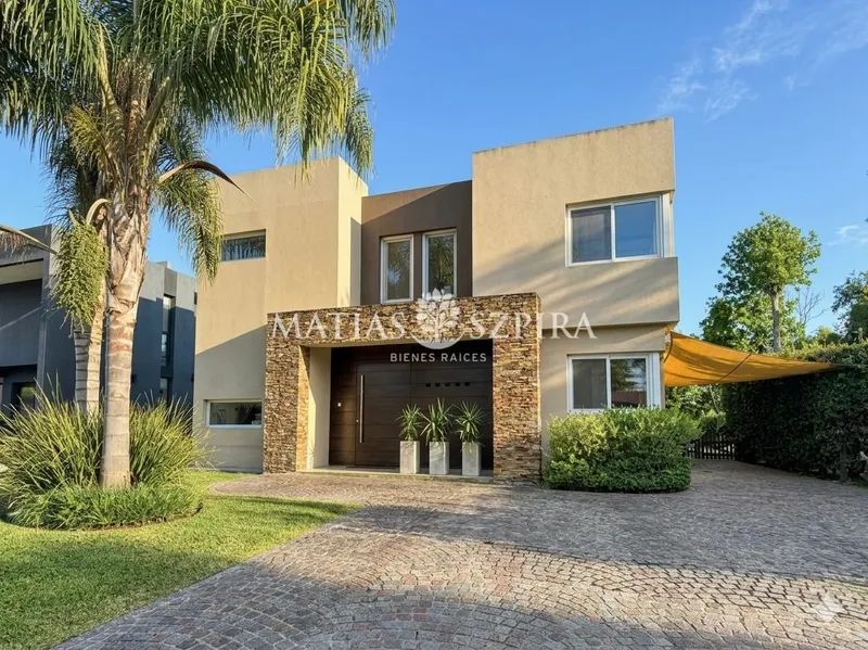 Casa en venta · Alvarez del Bosque, Moreno, GBA Oeste, Provincia de Buenos Aires