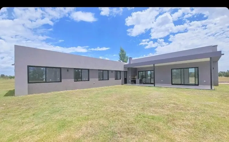Casa en venta · Santa Ines, Luján, GBA Oeste, Provincia de Buenos Aires