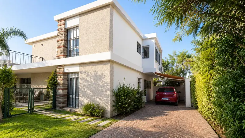 Casa en venta · Ituzaingó Norte, Ituzaingó, GBA Oeste, Provincia de Buenos Aires Casa en venta · Ituzaingó Norte, Ituzaingó, GBA Oeste, Provincia de Buenos Aires