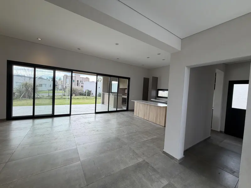 Casa en venta · Santo Tomas, Pilar, GBA Norte, Provincia de Buenos Aires Casa en venta · Santo Tomas, Pilar, GBA Norte, Provincia de Buenos Aires