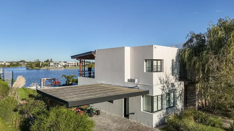 Casa en venta · San Sebastián, Escobar, GBA Norte, Provincia de Buenos Aires Casa en venta · San Sebastián, Escobar, GBA Norte, Provincia de Buenos Aires