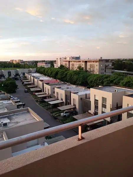 803408.jpg