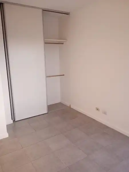 803411.jpg