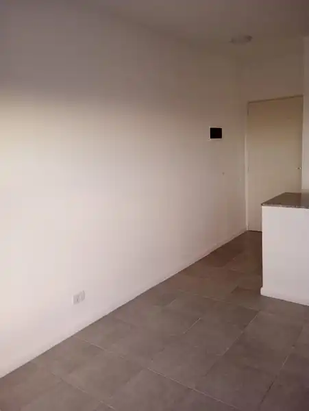 803417.jpg