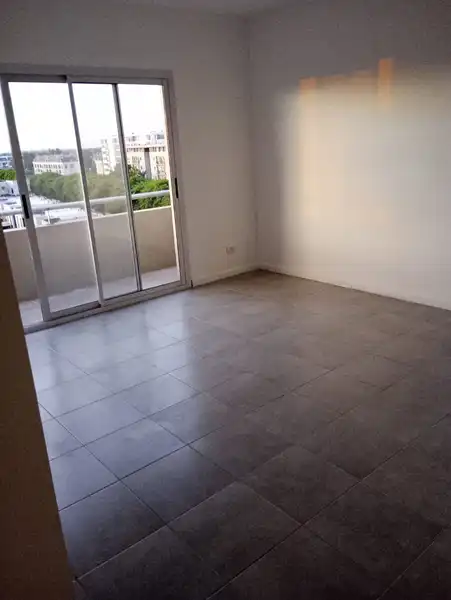 803414.jpg