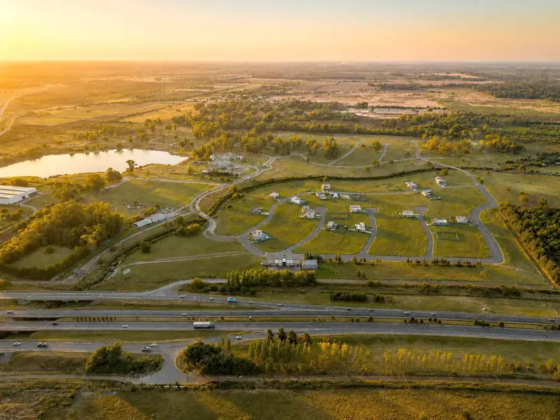 Emprendimiento en venta · Ezeiza, GBA Sur, Provincia de Buenos Aires Emprendimiento en venta · Ezeiza, GBA Sur, Provincia de Buenos Aires