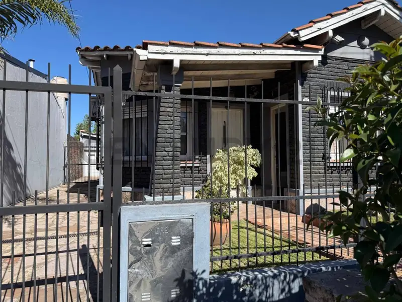 Casa en venta · San Antonio de Padua, Merlo, GBA Oeste, Provincia de Buenos Aires