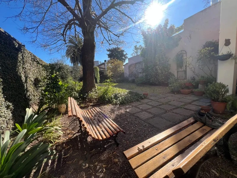 Casa en venta · Ituzaingó Norte, Ituzaingó, GBA Oeste, Provincia de Buenos Aires Casa en venta · Ituzaingó Norte, Ituzaingó, GBA Oeste, Provincia de Buenos Aires