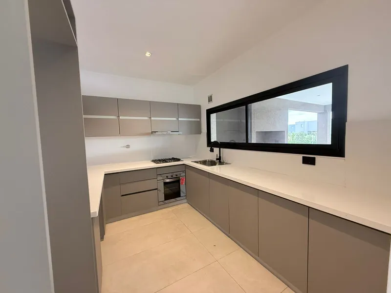 Casa en venta · Presidente Derqui, Pilar, GBA Norte, Provincia de Buenos Aires Casa en venta · Presidente Derqui, Pilar, GBA Norte, Provincia de Buenos Aires