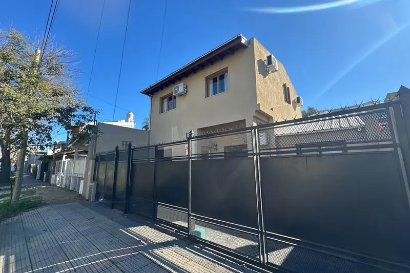 Casa en venta · Martinez, San Isidro, GBA Norte, Provincia de Buenos Aires Casa en venta · Martinez, San Isidro, GBA Norte, Provincia de Buenos Aires
