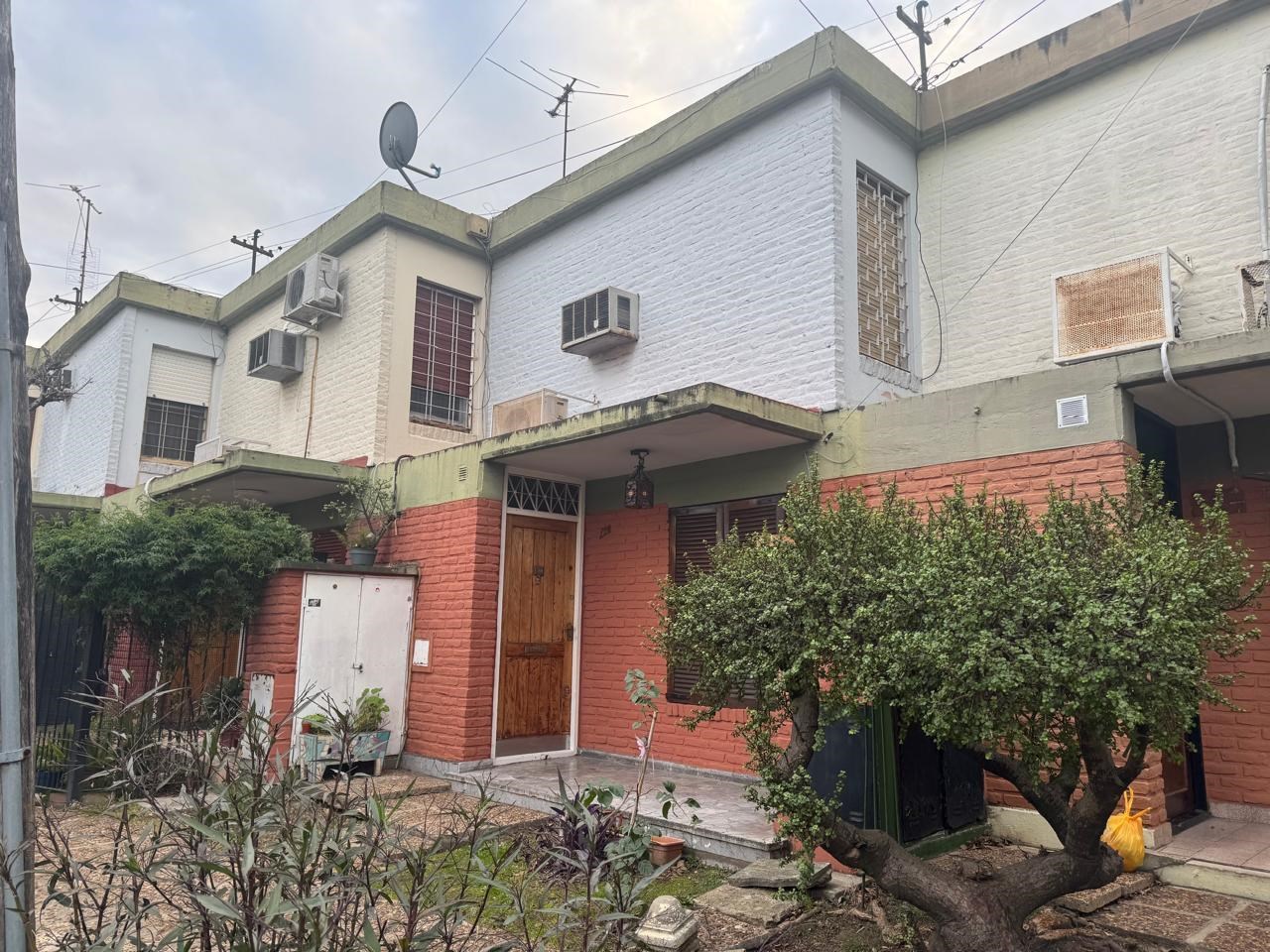Casa en alquiler · Morón, GBA Oeste, Provincia de Buenos Aires