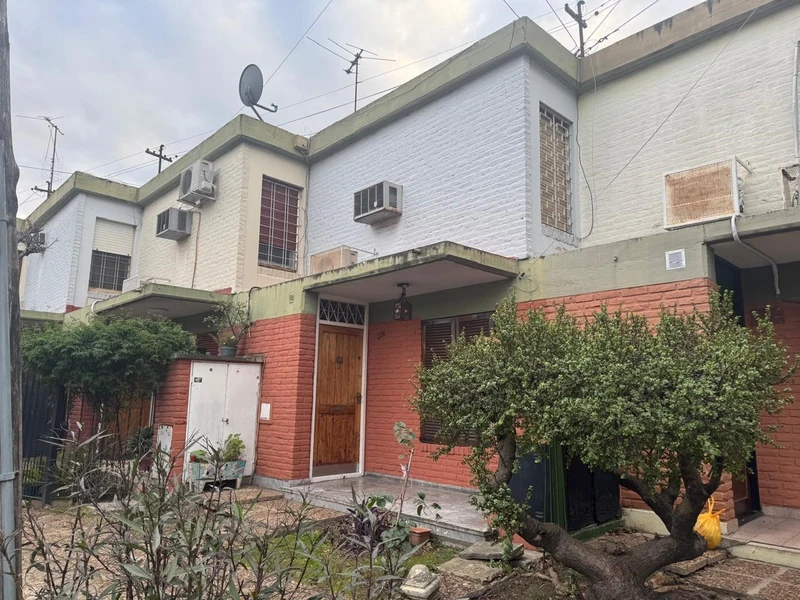 Casa en alquiler · Morón, GBA Oeste, Provincia de Buenos Aires