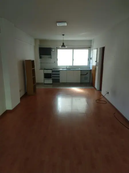 Departamento en alquiler · Flores, CABA