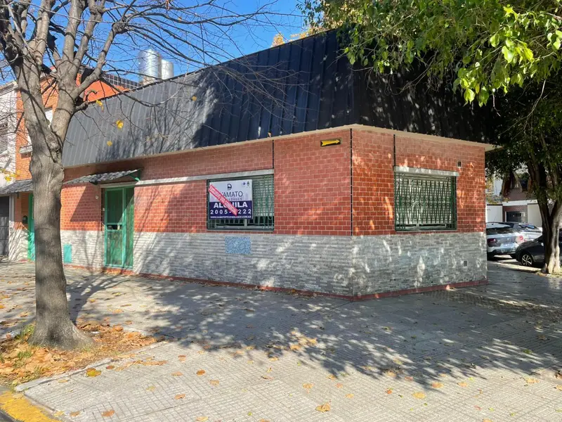 Comercio en alquiler · Villa Devoto, CABA
