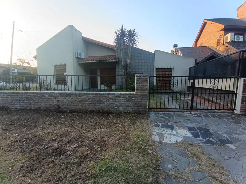 Casa en alquiler · Ciudad Evita, La Matanza, GBA Oeste, Provincia de Buenos Aires