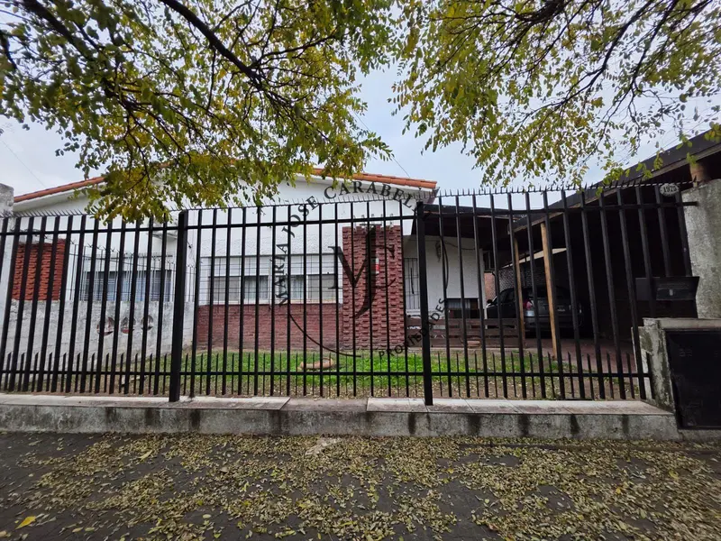 Casa en venta · Villa Gobernador Udaondo, Ituzaingó, GBA Oeste, Provincia de Buenos Aires