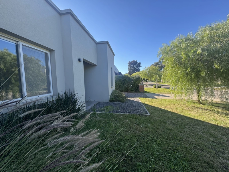 Casa en alquiler · San Ramón, Pilar Del Este, Pilar, GBA Norte, Provincia de Buenos Aires