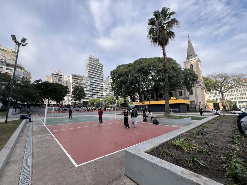 12-PLAZA HOUSSEY.jpeg