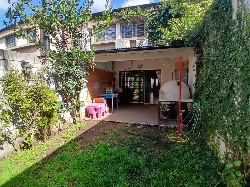 PH en venta · Castelar, Morón, GBA Oeste, Provincia de Buenos Aires
