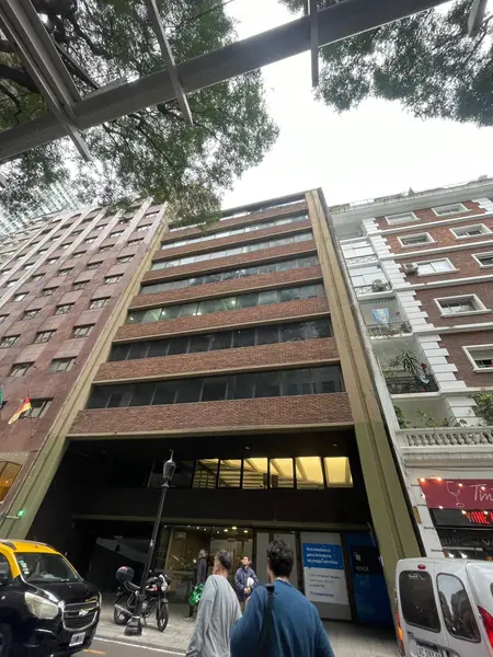 Oficina en alquiler · Retiro, CABA