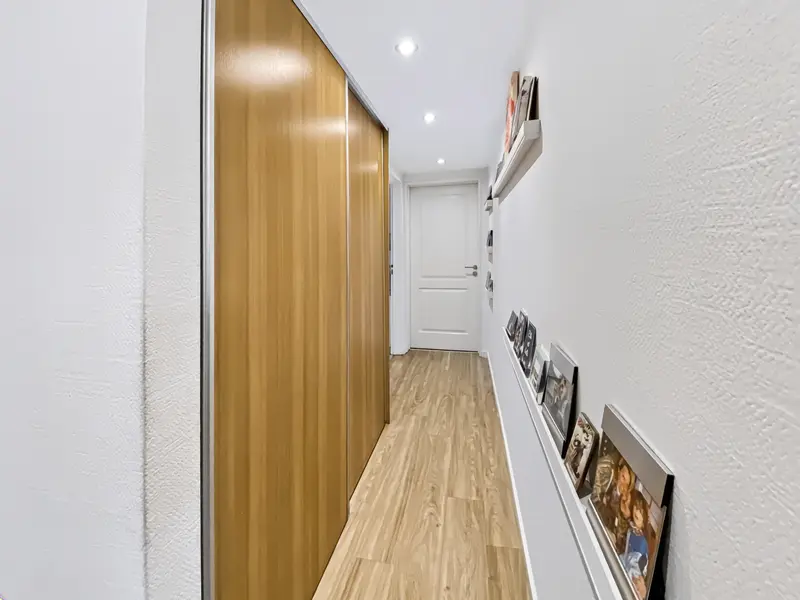 NUEVA-Corridor.png