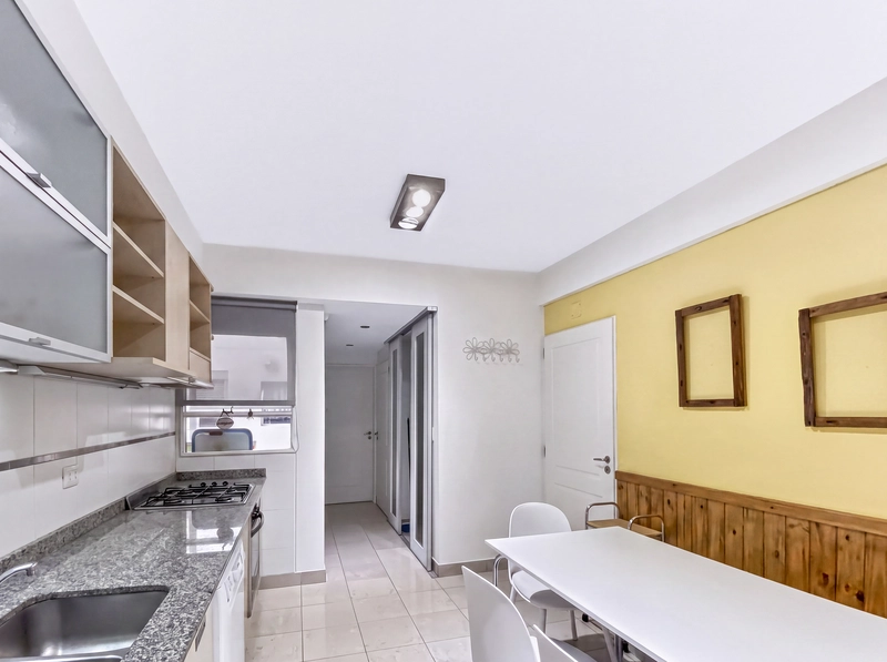 Kitchen 3-2.jpg