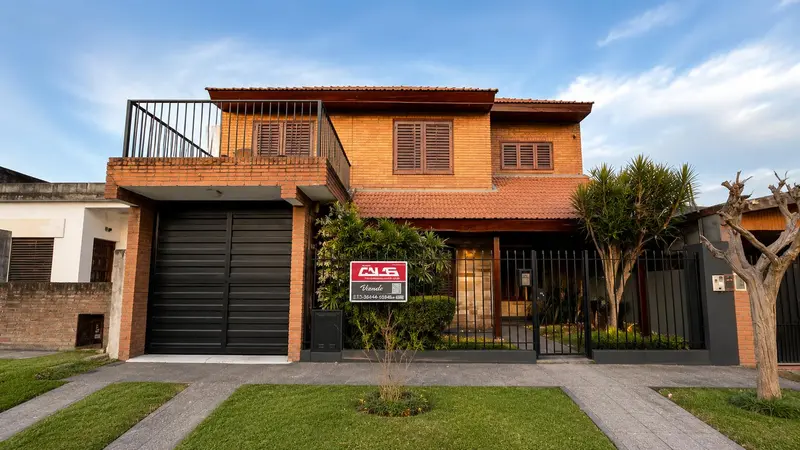 Casa en venta · Ituzaingó Norte, Ituzaingó, GBA Oeste, Provincia de Buenos Aires Casa en venta · Ituzaingó Norte, Ituzaingó, GBA Oeste, Provincia de Buenos Aires