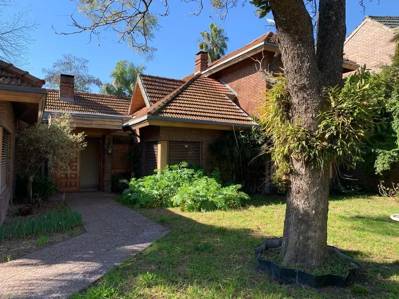 Casa en venta · Hurlingham, GBA Oeste, Provincia de Buenos Aires