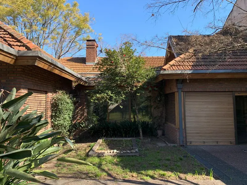 Casa en venta · Hurlingham, GBA Oeste, Provincia de Buenos Aires