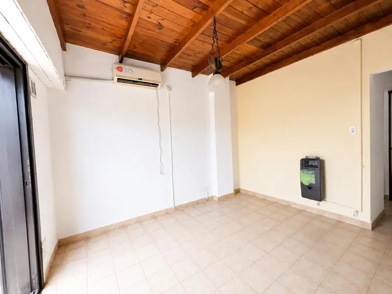 Departamento en alquiler · Lomas del Mirador, La Matanza, GBA Oeste, Provincia de Buenos Aires