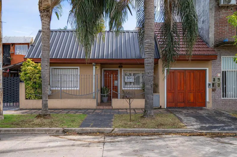 Casa en venta · Villa Luzuriaga, La Matanza, GBA Oeste, Provincia de Buenos Aires