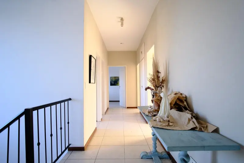 hall de distribucion2.jpg