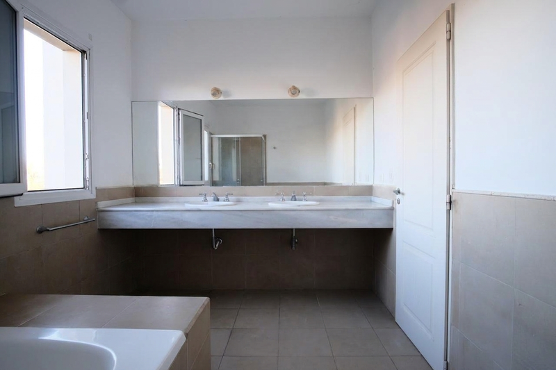 baño principal portales2.jpeg