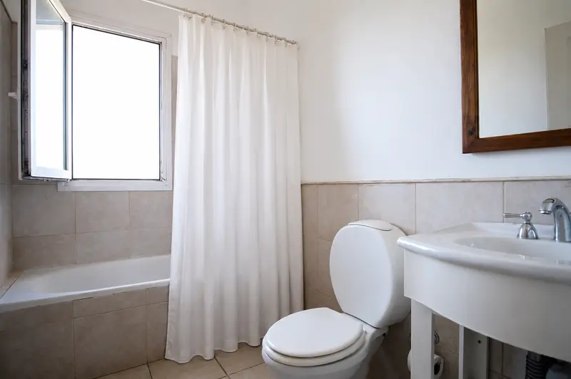 baño 1 portales.jpeg