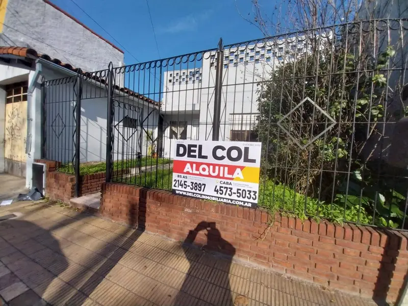 Casa en alquiler · Villa Ballester, General San Martin, GBA Norte, Provincia de Buenos Aires