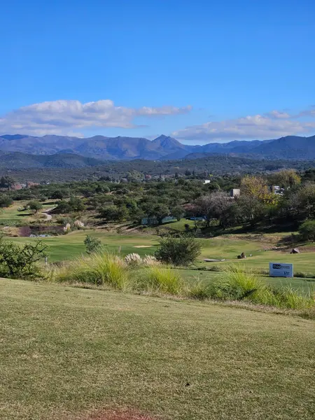 Terreno en venta · Mendiolaza, Colon, Córdoba