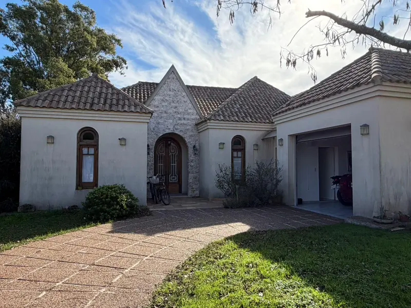 Casa en alquiler · Pilar Del Este, Pilar, GBA Norte, Provincia de Buenos Aires