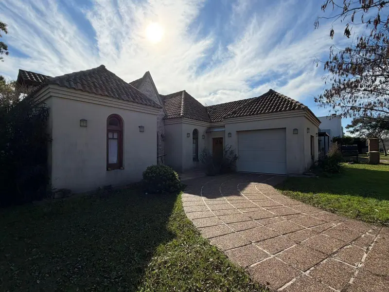 Casa en alquiler · Pilar Del Este, Pilar, GBA Norte, Provincia de Buenos Aires