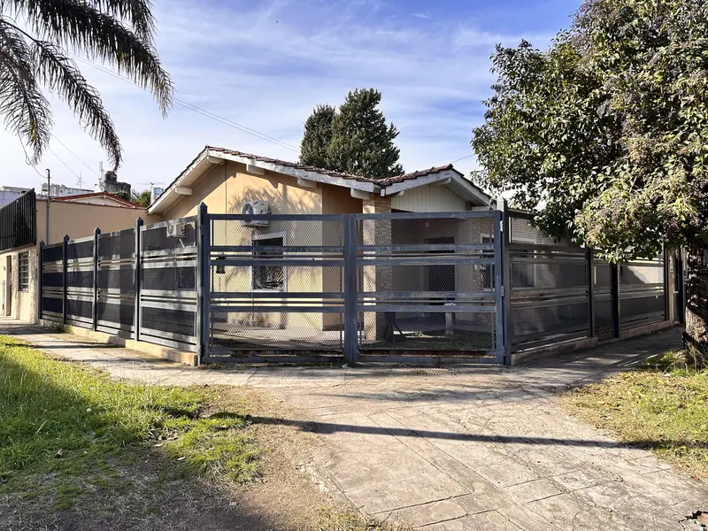 Casa en venta · Villa Luzuriaga, La Matanza, GBA Oeste, Provincia de Buenos Aires
