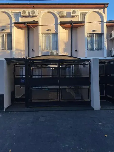 Casa en alquiler · Villa Sarmiento, Morón, GBA Oeste, Provincia de Buenos Aires