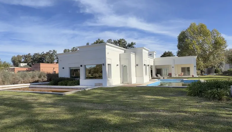 Casa en alquiler · Casuarinas del Pilar, Pilar, GBA Norte, Provincia de Buenos Aires